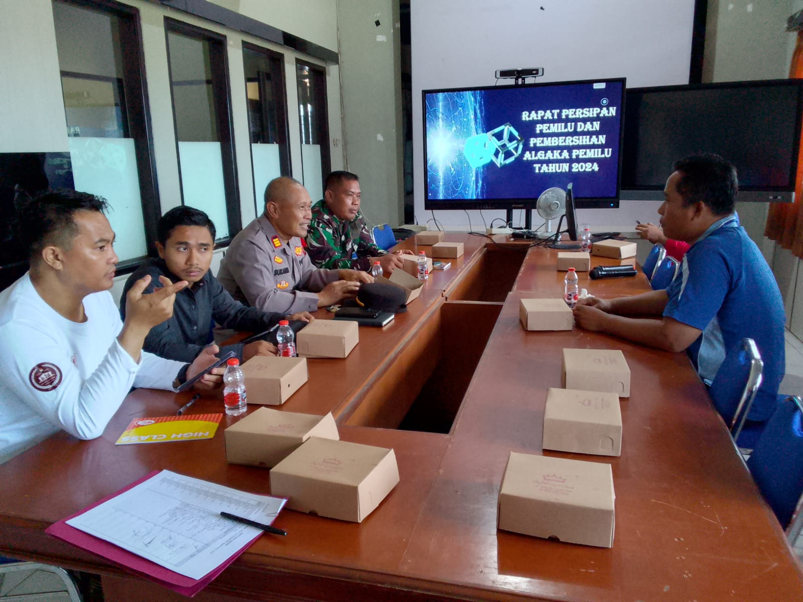 Camat Tenggarong Sukono Rapat Persiapan Pembongkaran Algaka Sebelum Masa Tenang